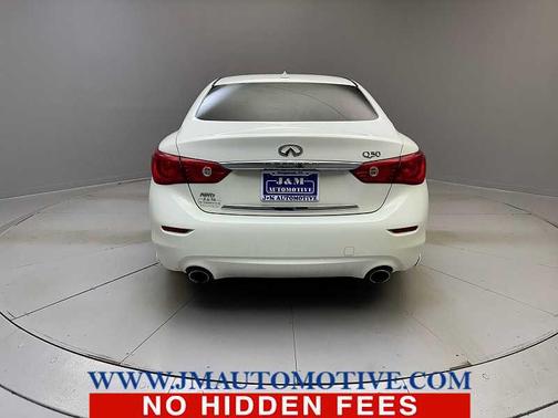 2015 INFINITI Q50 Premium
