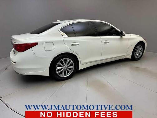 2015 INFINITI Q50 Premium