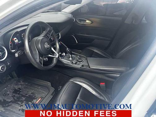 2019 Alfa Romeo Giulia Base