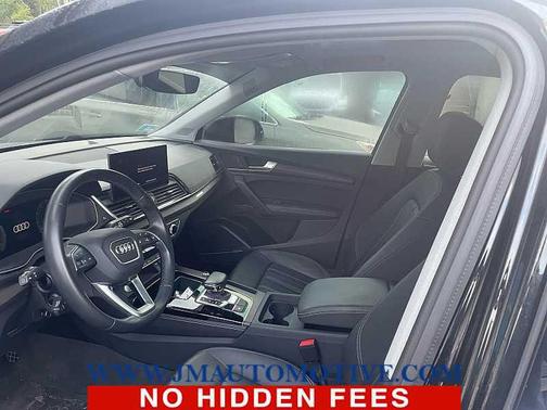 2023 Audi Q5 45 S line Premium Plus