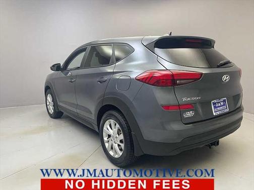 2021 Hyundai TUCSON SE