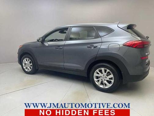 2021 Hyundai TUCSON SE