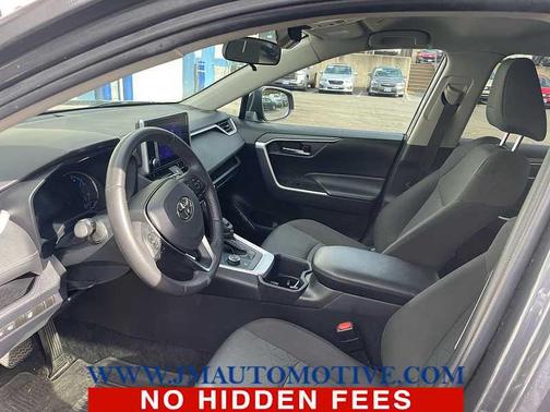 2023 Toyota RAV4 Hybrid XLE