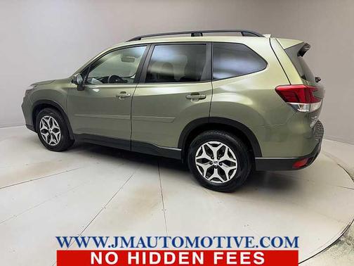 Jasper Green Metallic 2020 Subaru Forester Premium