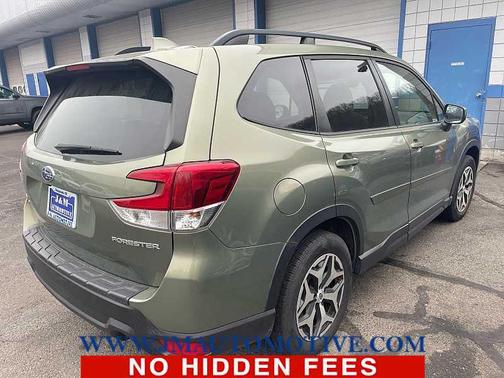Jasper Green Metallic 2020 Subaru Forester Premium