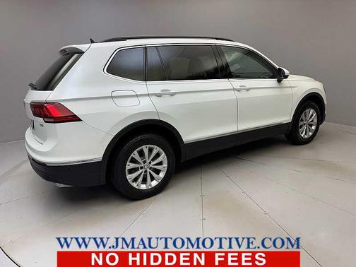 Pure White 2018 Volkswagen Tiguan 2.0T SE