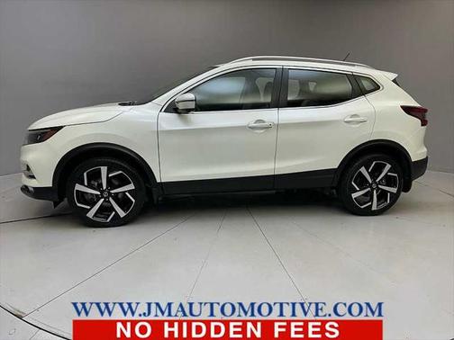 2022 Nissan Rogue Sport SL
