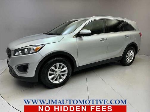 2017 Kia Sorento LX