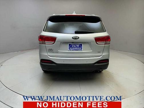 2017 Kia Sorento LX