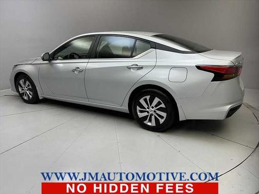 2022 Nissan Altima S FWD