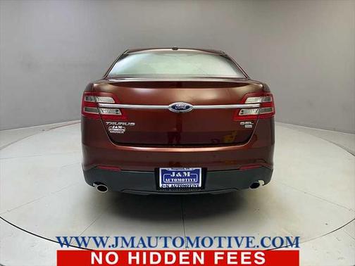 2015 Ford Taurus SEL