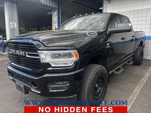 Diamond Black Crystal Pearlcoat 2019 RAM 2500 Big Horn Crew Cab 4x4 6'4' Box