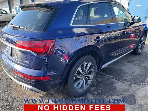 2022 Audi Q5 45 S line Premium Plus