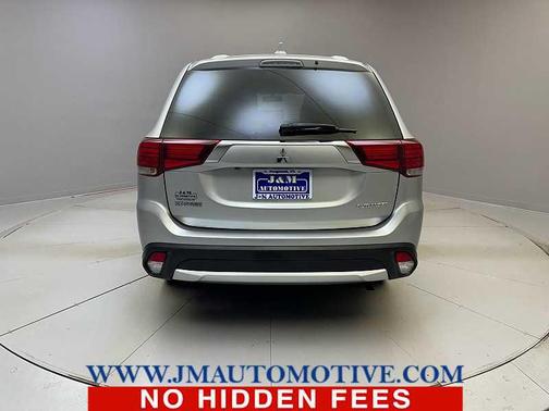 2018 Mitsubishi Outlander ES