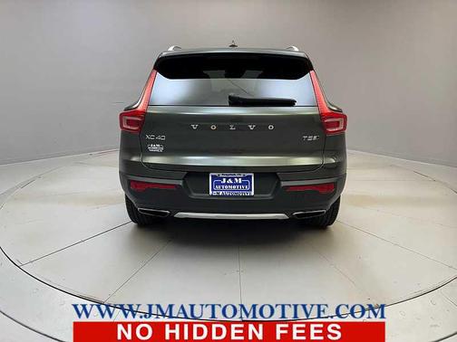 Pine Grey Metallic 2019 Volvo XC40 T5 Inscription