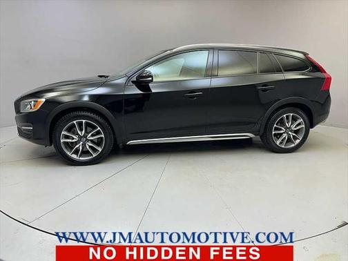 2018 Volvo V60 Cross Country T5
