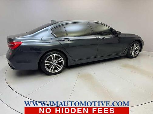 2018 BMW 750 i xDrive