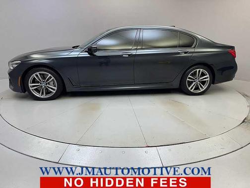 2018 BMW 750 i xDrive