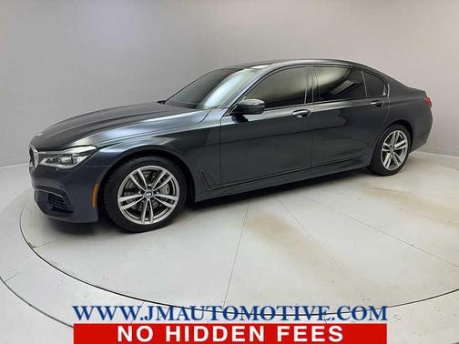 2018 BMW 750 i xDrive