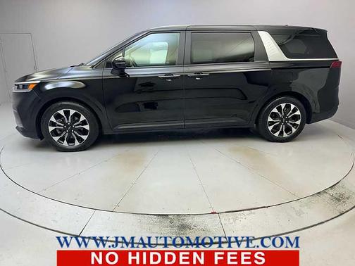 2022 Kia Carnival EX