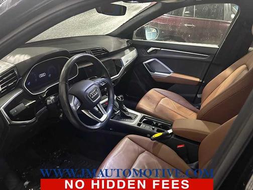 2021 Audi Q3 45 S line Premium