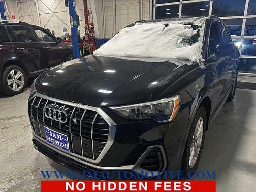 2021 Audi Q3 45 S line Premium