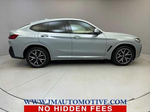 2022 BMW X4 xDrive30i