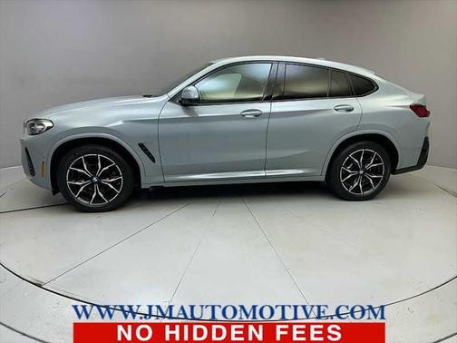 2022 BMW X4 xDrive30i