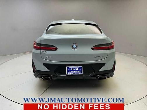 2022 BMW X4 xDrive30i
