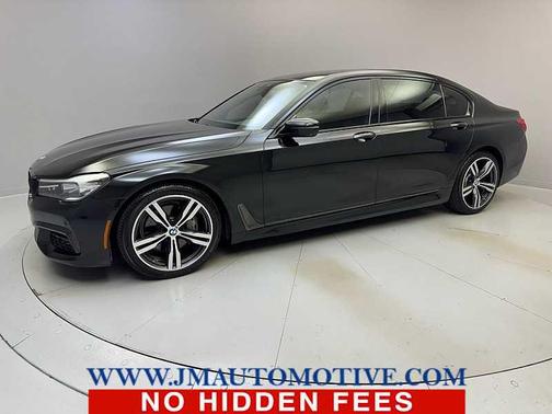 2019 BMW 740 740i