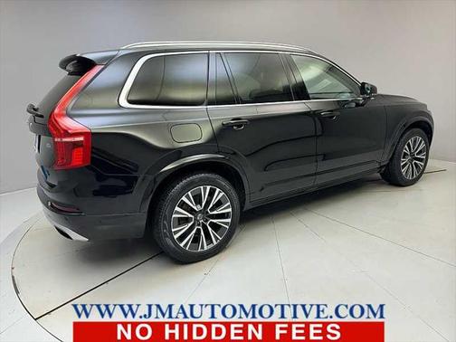 2021 Volvo XC90 T5 Momentum