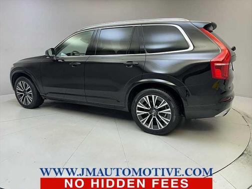 2021 Volvo XC90 T5 Momentum