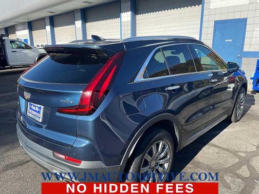 2020 Cadillac XT4 Premium Luxury