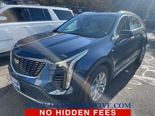 2020 Cadillac XT4 Premium Luxury