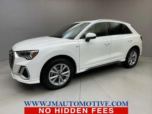 2024 Audi Q3 Premium 45 TFSI S line quattro Tiptronic