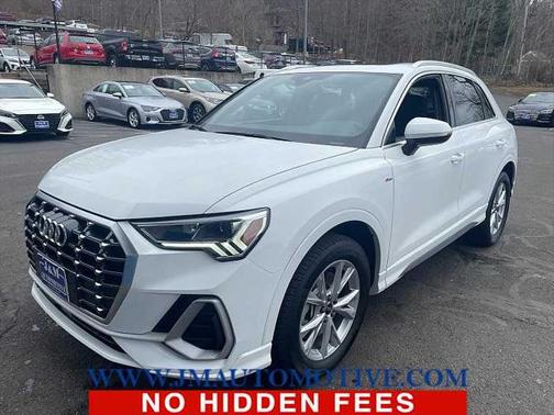 2024 Audi Q3 Premium 45 TFSI S line quattro Tiptronic