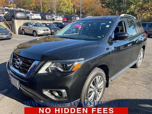 2019 Nissan Pathfinder SL