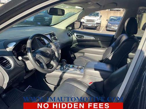2019 Nissan Pathfinder SL
