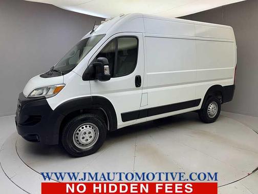 Bright White Clearcoat 2024 RAM ProMaster 2500 Tradesman