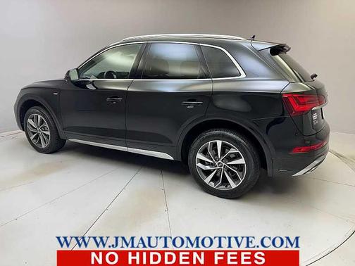 2023 Audi Q5 45 S line Premium Plus