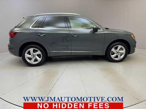 2022 Audi Q3 40 Premium