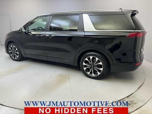 2022 Kia Carnival EX