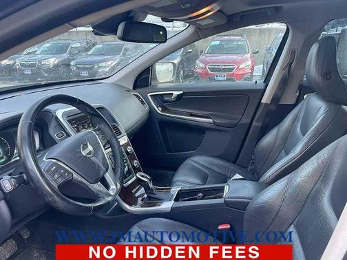 2014 Volvo XC60 T6 Premier Plus