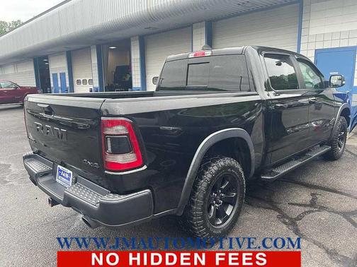 Diamond Black Crystal Pearlcoat 2020 RAM 1500 Rebel