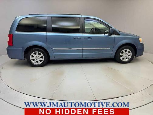 2011 Chrysler Town & Country Touring