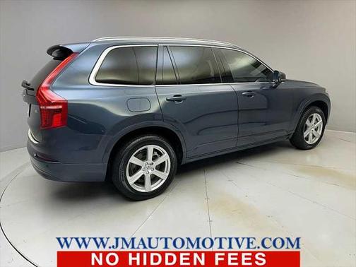 2023 Volvo XC90 B5 Core