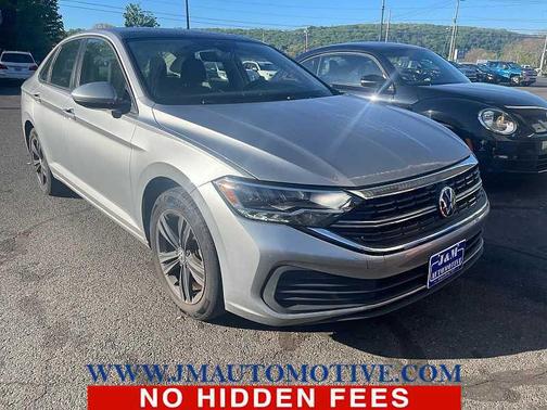 Pyrite Silver Metallic 2022 Volkswagen Jetta 1.5T SE