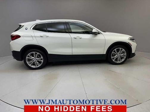 Alpine White 2022 BMW X2 xDrive28i