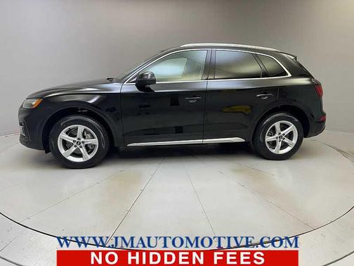 2022 Audi Q5 40 Premium