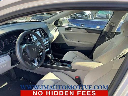2018 Hyundai SONATA SE